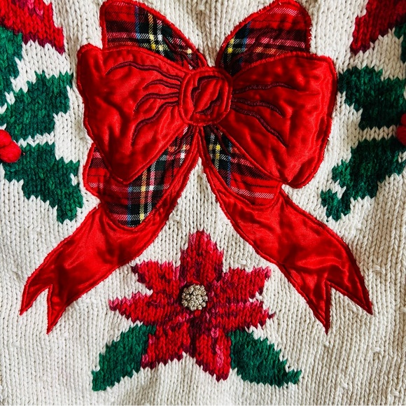 Vintage Red Bow Ugly Christmas Pullover Size M. Knitted by hand. - Picture 9 of 15